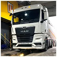 Опытные мастера выполняют ремонт грузовиков, автобусов и спецтехники по заводским стандартам